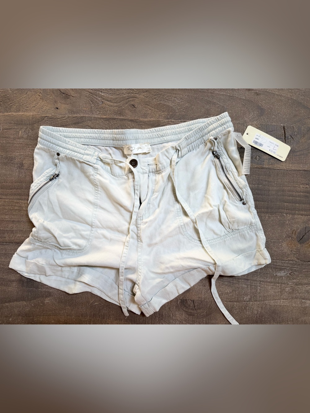 RD Style White Drawstring Athletic Shorts